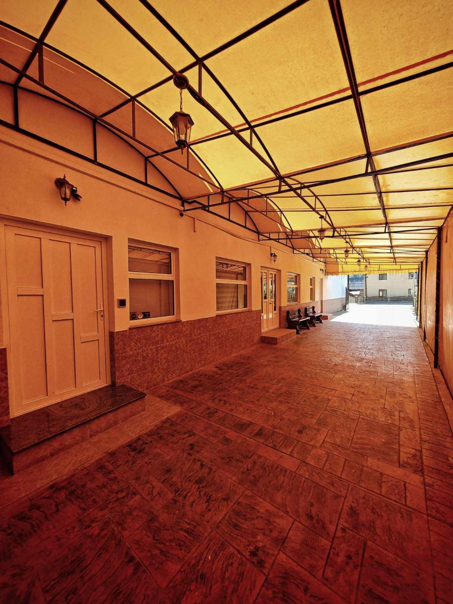 Dmc House Ξενοδοχείο Frumosu  Εξωτερικό φωτογραφία